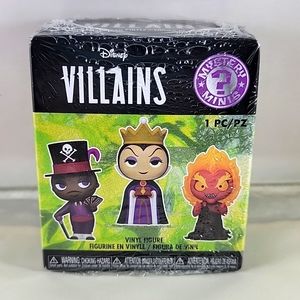 Disney VILLAINS Mystery Minis Vinyl figure
